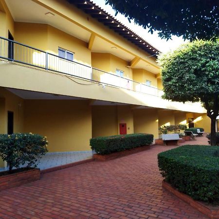 רונדונופוליס Hotel Marathi Park מראה חיצוני תמונה