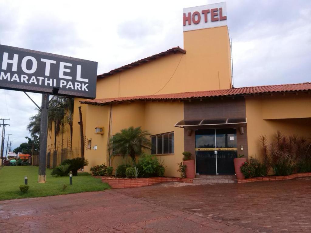 רונדונופוליס Hotel Marathi Park מראה חיצוני תמונה