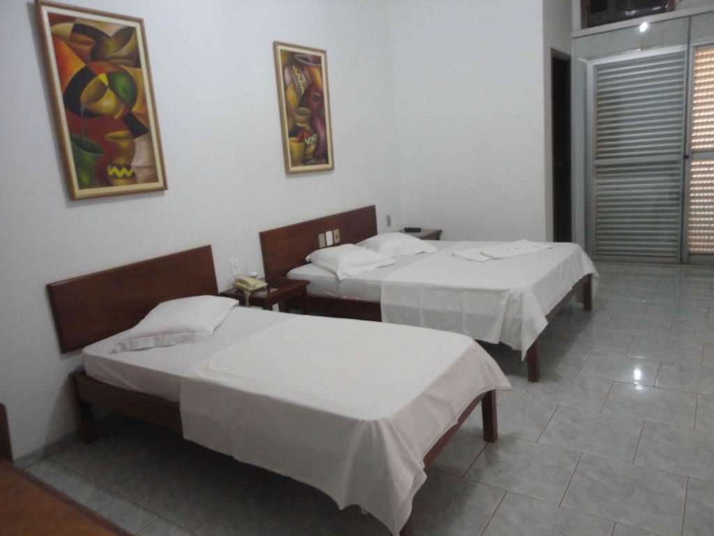 רונדונופוליס Hotel Marathi Park מראה חיצוני תמונה