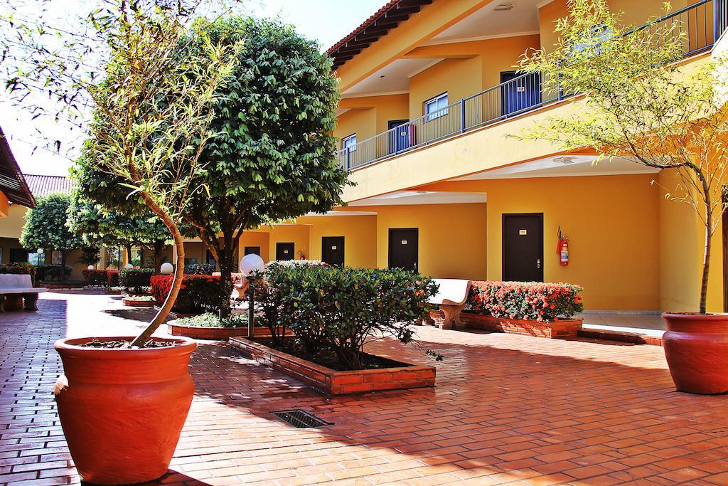 רונדונופוליס Hotel Marathi Park מראה חיצוני תמונה